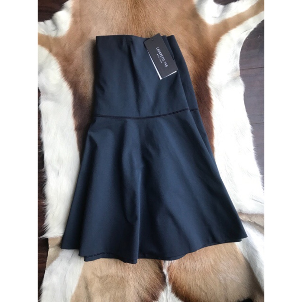Lafayette 148 Navy Skirt • NWT • Size 6